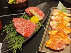 -山川小町·极番烧肉(新地假日广场店)
