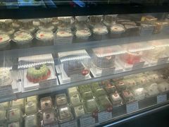 -红宝石·鲜奶小方·海派西点房(丰庄店)