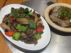 -郑件洋芋饭庄