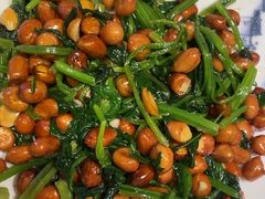 -靠山屯东北农家菜(八龙桥雅苑店)