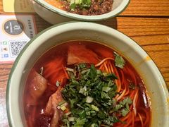 牛肉牛筋双拼面-鞠老头钵钵面(大坪店)