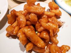 糖醋鱼块-小船渔村•大连菜•大连焖鱼(黄河路店)