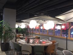 大堂-日进一片海.生腌海鲜火锅.宵夜烧烤(三里屯总店)