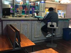 -奔马滚轴溜冰场