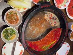 -牛市坎火锅(建设路店)