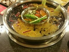 -邓莽子老火锅(中兴路总店)