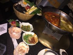 -湊湊火锅·茶憩(新中关购物中心店)
