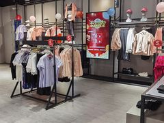 -NIKE品牌体验店(金源新燕莎店)