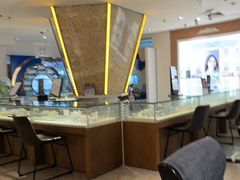 -巴黎三城(百联南方购物中心店)