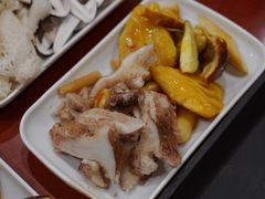 -菌之家·专业纯野生菌火锅·特色炒菌