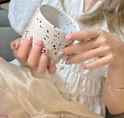 -小小美甲美睫