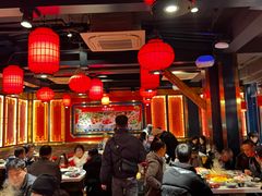 -爱你您·自家鱼塘·活水喷泉鱼火锅(八里店)