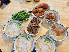 -香辉食馆(新兴路店)