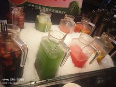 -领鲜活海鲜榴莲自助火锅(东门店)