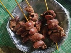 -梁老三麻辣鸡头总店