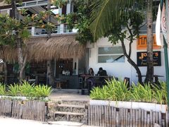 -Jonah's Fruit Shake & Snack Bar