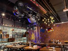 -1886德国汽车餐厅(外滩十六铺码头店)