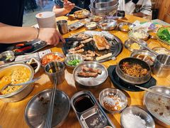 -缸桶屋韩国料理·全程帮烤(泰禾店)