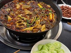 -鸿顺老铁锅美蛙鱼府(解放碑店)