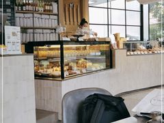 面包甜点陈列柜-SMAKA(复兴soho店)