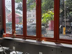 -喧闹·东方大气茶(鹅岭二厂店)