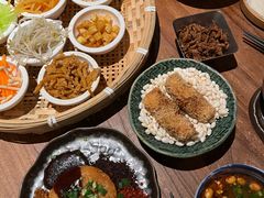 -包整·丝娃娃(一览甲秀楼风景店)