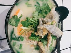 -肥汁米蘭香港米线(长宁来福士店)