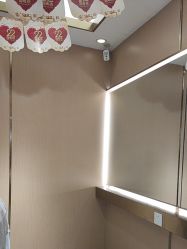 -一東造型烫发染发
