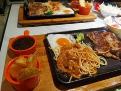 -豪享来中西餐厅(延安东路店)
