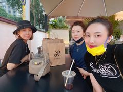 -洛缦音乐餐厅(工业展览馆万象城店)