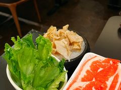 -鲜入唯煮·港式海鲜牛肉火锅(金宝街店)