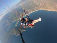 -费特希耶滑翔伞