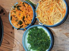 -明洞阿姨·韩式酱蟹烤肉·创意料理(方庄店)