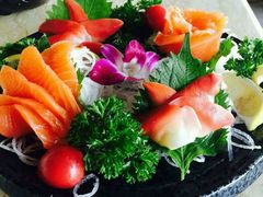 -萤初高端日料王(曲江银泰店)