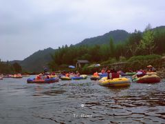 -龙井峡漂流