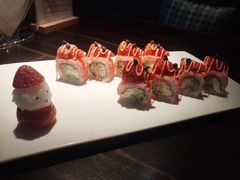 草莓寿司-山葵家·创意料理(万象汇店)