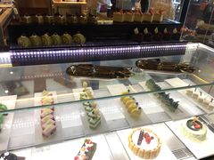 -大中华希尔顿酒店-念自助餐·嗨啤·小龙虾