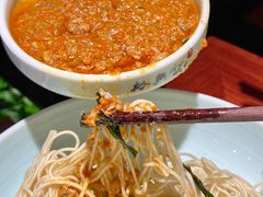 -裕兴记•蟹黄面馆(人民广场店)