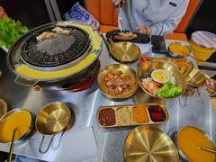 -胡悦里韩式烤肉(芝罘万达广场店)
