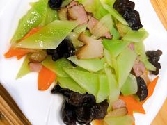 腊肉青笋木耳-辣簋(百湖花园店)