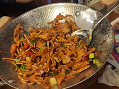 -雀舞云南菜(天津天河城购物中心店)