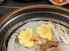 -梨花甄选自助烤肉(小寨原力场店)