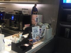 -瑞幸咖啡(新生活广场紫金山路店)