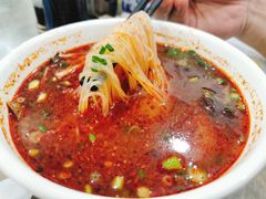 麻辣米线-子午路张记肉夹馍(翠华路店)