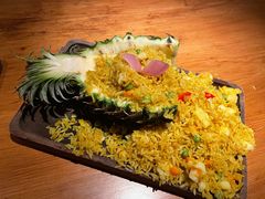 菠萝海鲜炒饭-胡桃里音乐酒馆(白云五号T5 MALL店)