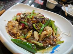 乌酱烤生蚝-大富蚝乌东哥饭店·石锅鱼杂·柠檬鸭(革新路店)
