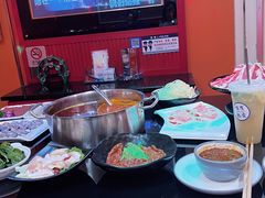 -唯爱KTV聚会餐厅(仙林东城汇店)