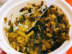 雪菜-辣肉面大王(天平路店)