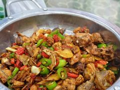 -湖南人家湘菜馆(镇江路店)