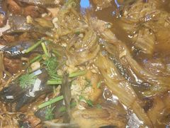 -万里闯关东铁锅炖菜馆(高新旗舰店)